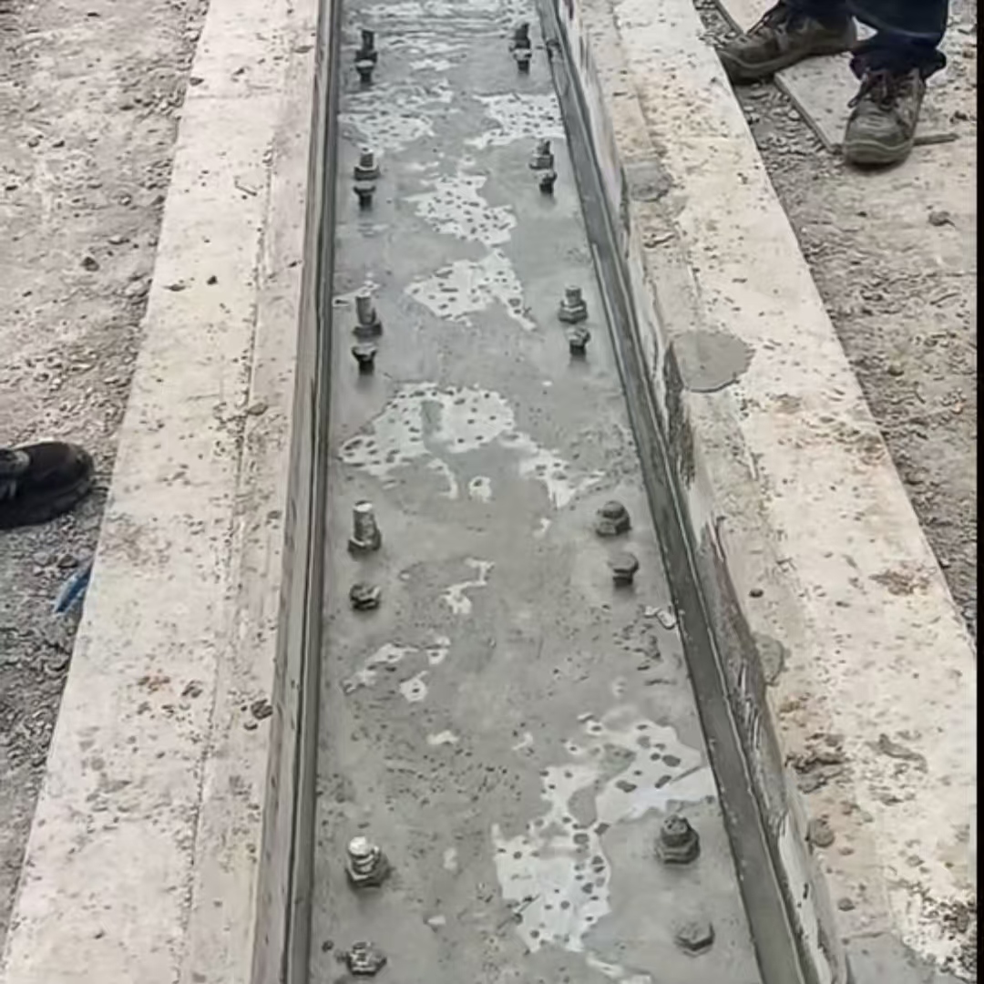 永善港口码头起重机龙门吊重型机械设备稳固用早强快凝轨道胶泥